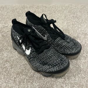 Nike Vapormax size 9.5